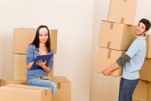 Efficient moving support for packing and unpacking in Kilburn
